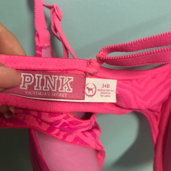 Pink bra - Picture 3 of 3